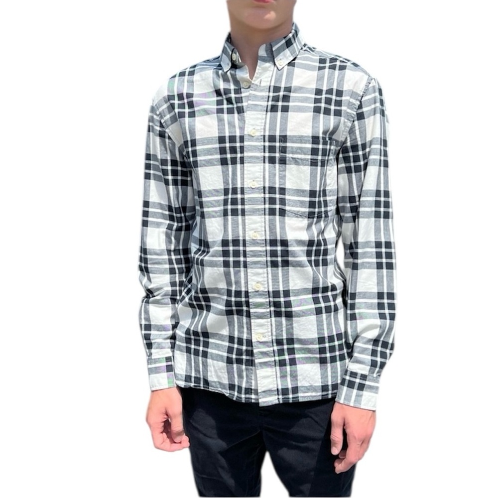 - H&M Sz S Black & White Plaid Flannel Button Down Shirt! NEW!!